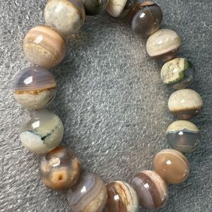 13MM Brazilian Banded Agate w/ Chalcedony Natural Crystal Bracelet